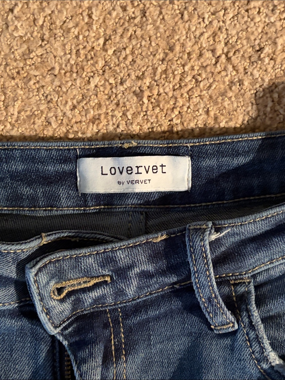Women’s Classic Cropped Jeans - Picture 2 of 4